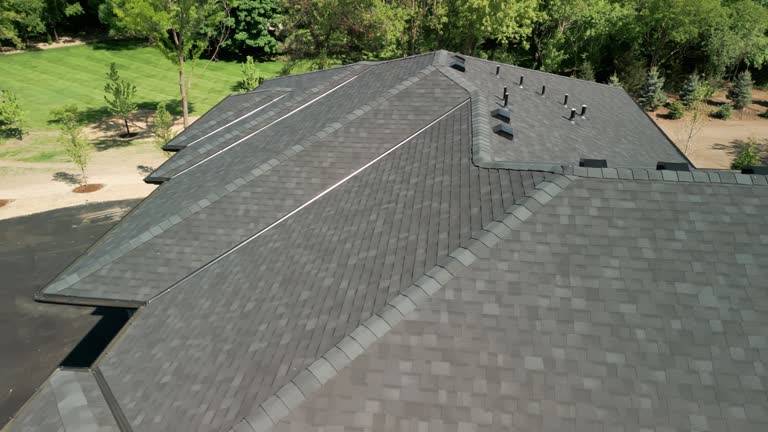 Asphalt Shingles Roofing in Dunlap, TN